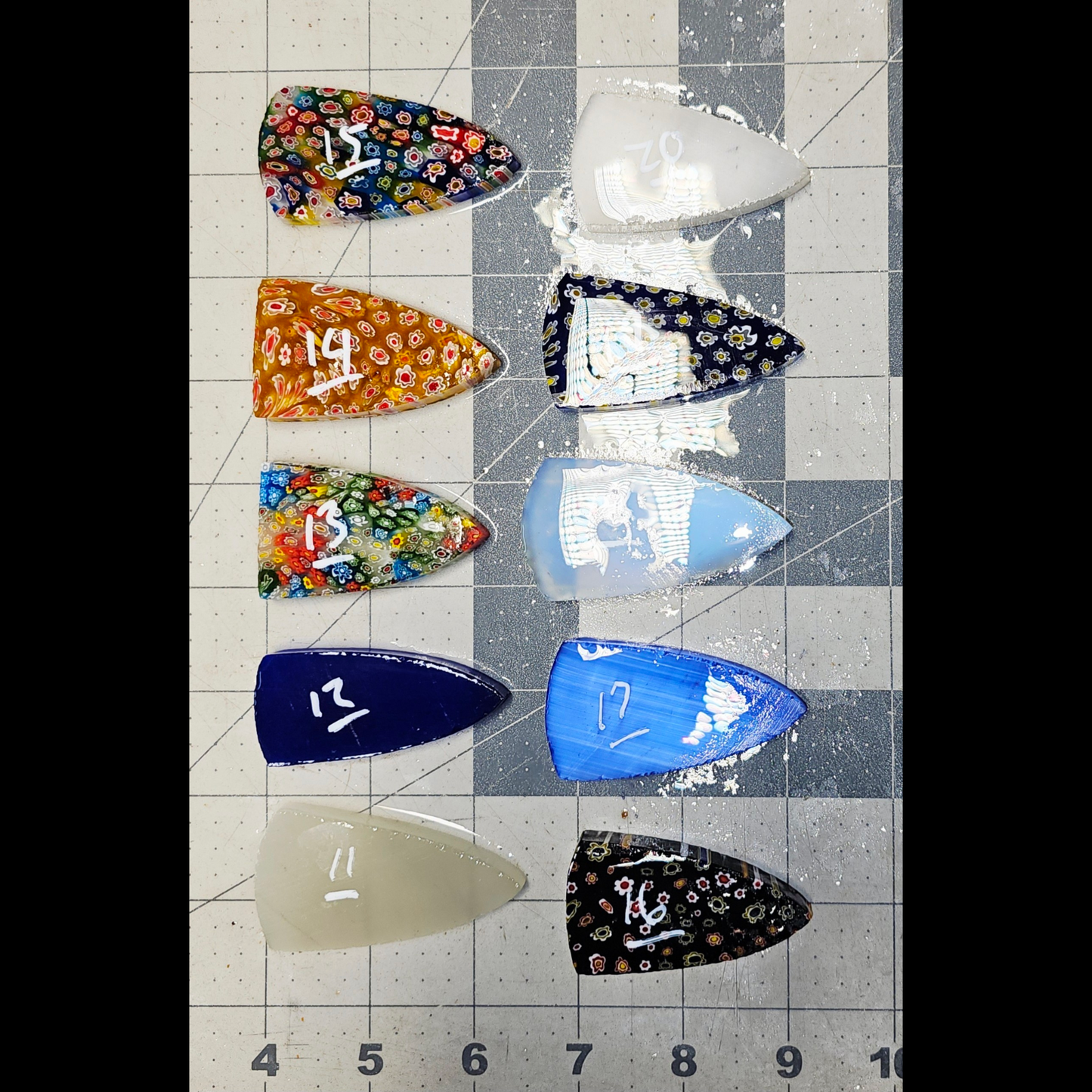 Page 2 Pendant / Arrowhead Preforms, Flintknapping Slabs.