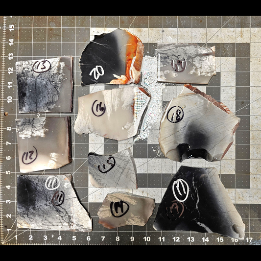 Page 2 Small Novaculite Slabs, Flintknapping Slabs.