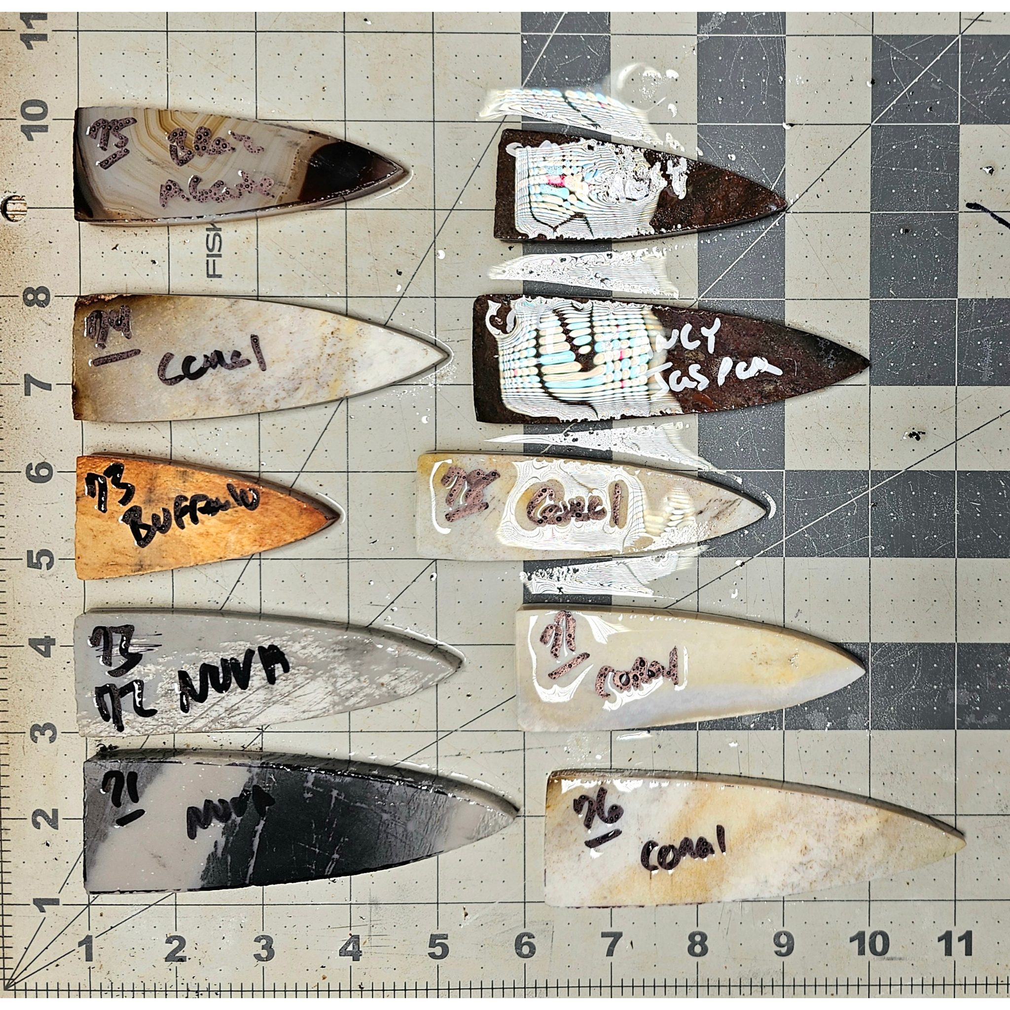 Page 8 Dalton Preforms, Flintknapping Slabs. – Flintknapping traditions
