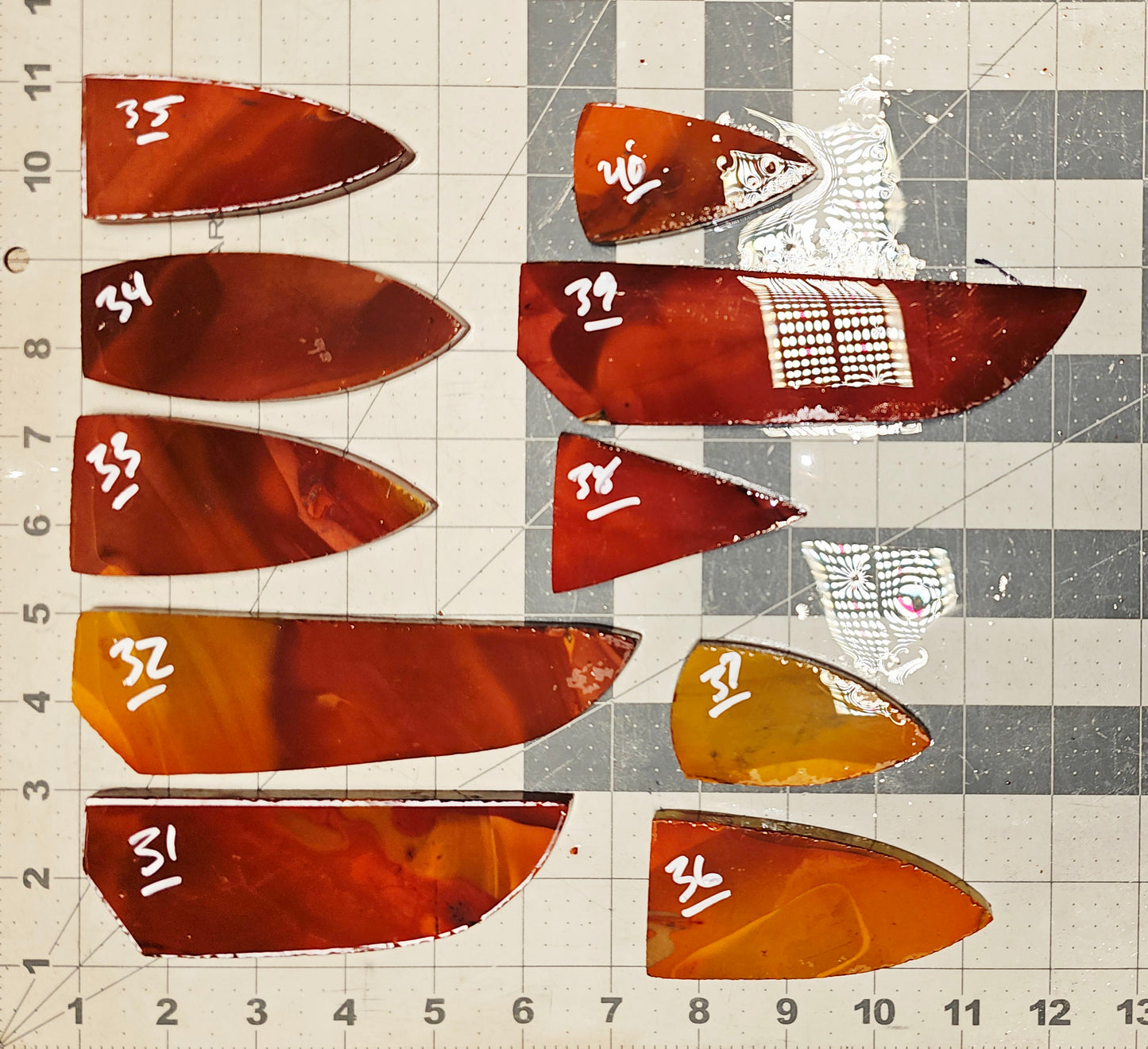 Page 4 Mookite Preforms, Flintknapping Slabs.