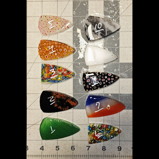 Page 1 Pendant / Arrowhead Preforms, Flintknapping Slabs.
