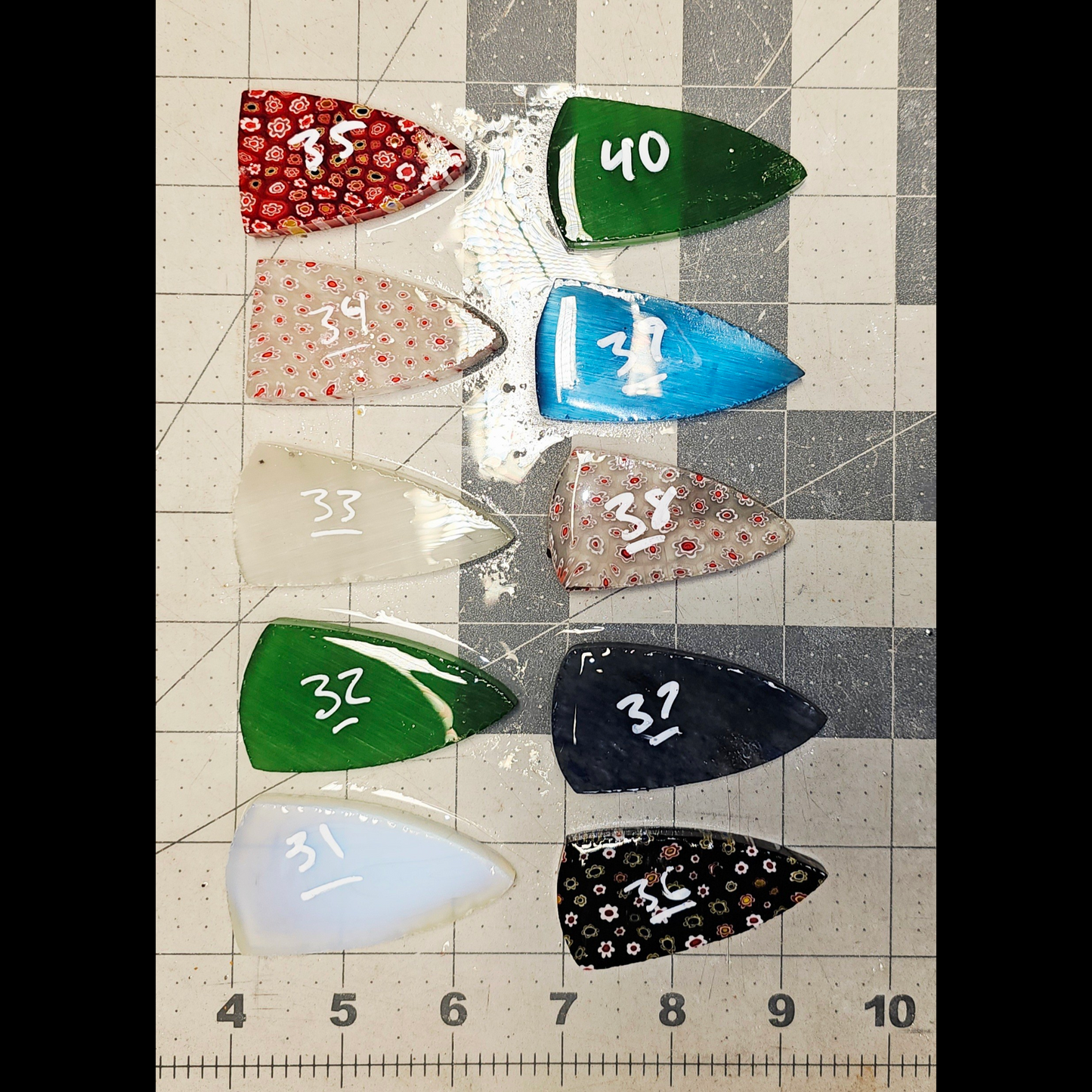 Page 4 Pendant / Arrowhead Preforms, Flintknapping Slabs.