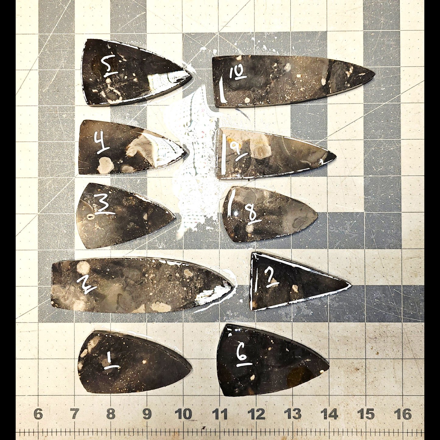 Page 1 English Flint Preforms, Flintknapping Slabs.