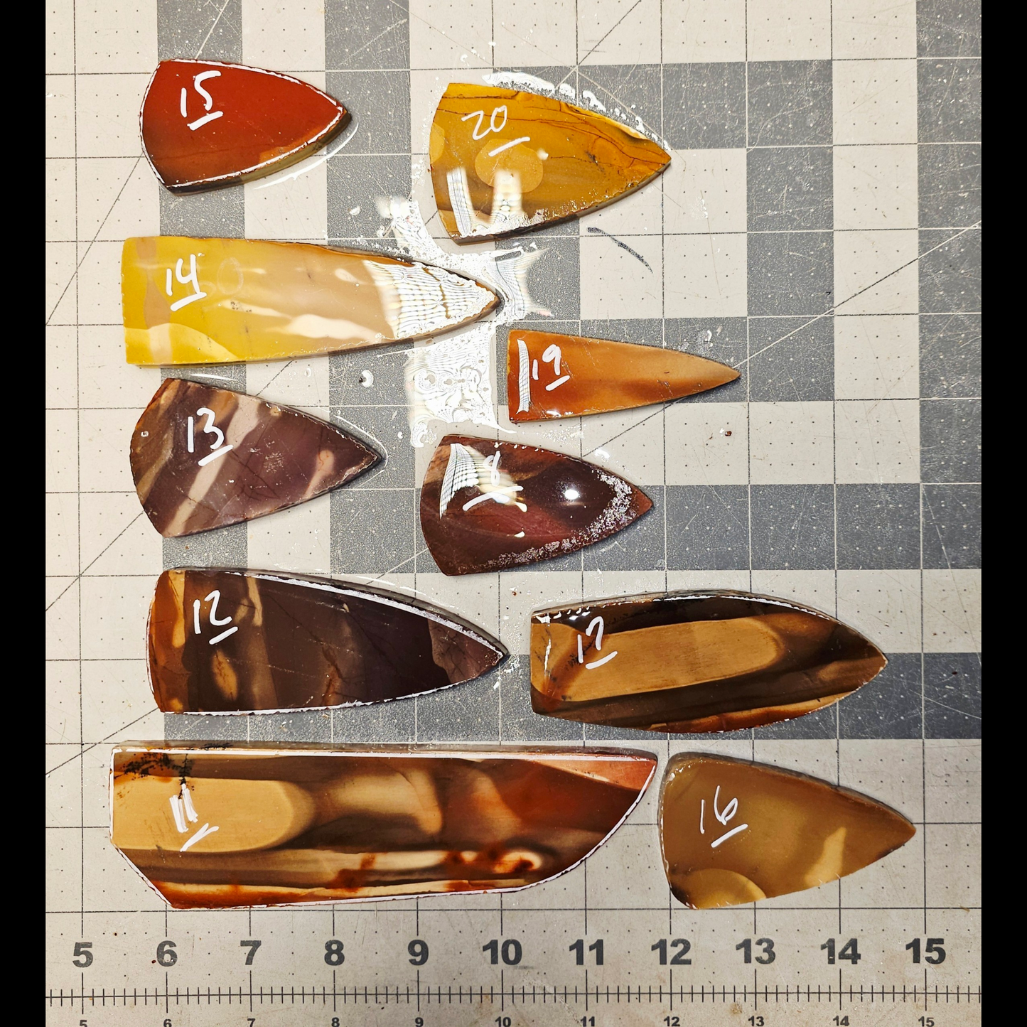 Page 2 Mookite Preforms, Flintknapping Slabs.