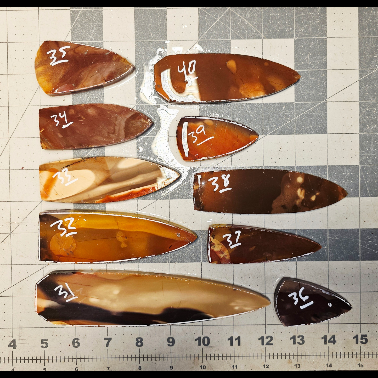 Page 4 Mookite Preforms, Flintknapping Slabs.