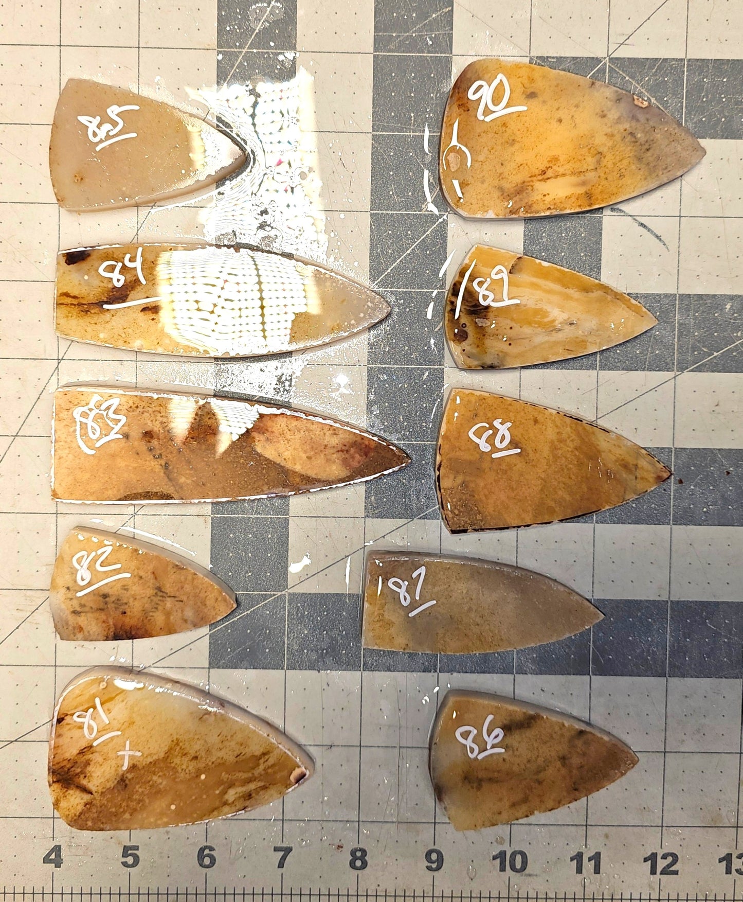 Page 9 Paiute Agate Preforms, Flintknapping Slabs.