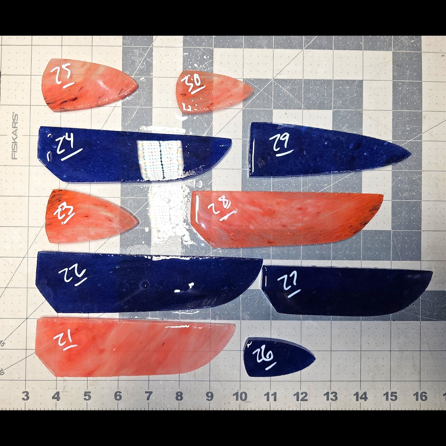 Page 3 Cherry & Blue Quartz Glass Preforms, Flintknapping Slabs.