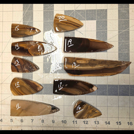 Page 2 Polish Flint Preforms, Flintknapping Slabs.