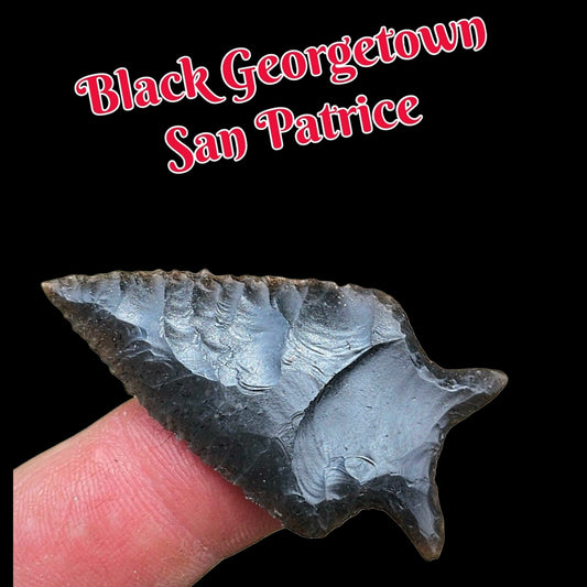 San Patrice Arrowhead / Dart Point, Georgetown ChertArrowhead
